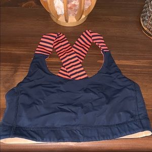 Lululemon sports bra